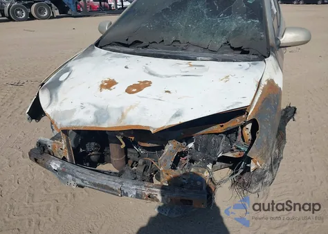 2010 Hyundai Elantra Gls z USA, uszkodzony, nr VIN KMHDU4AD2AU202441